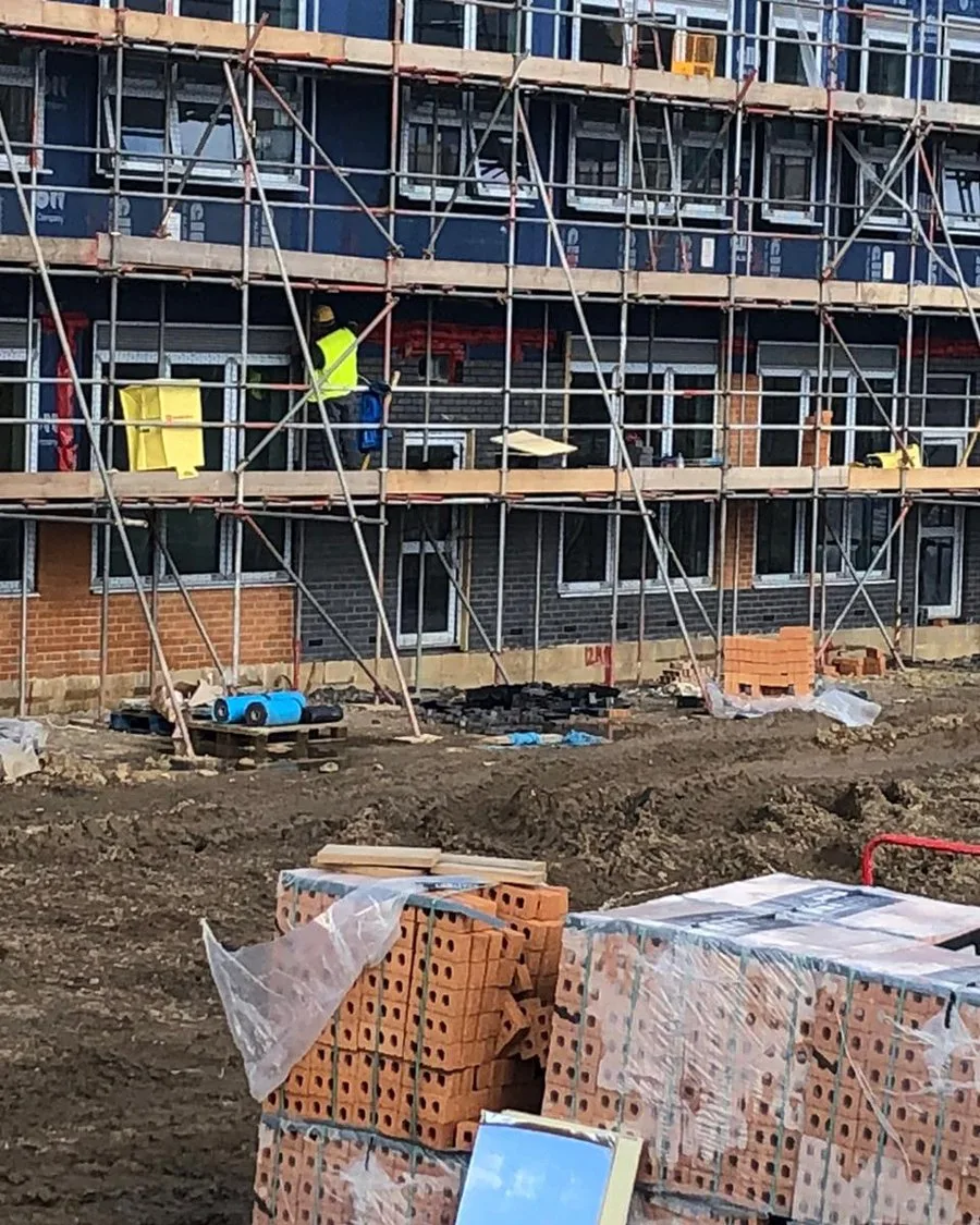 Guyva Brickwork team on site